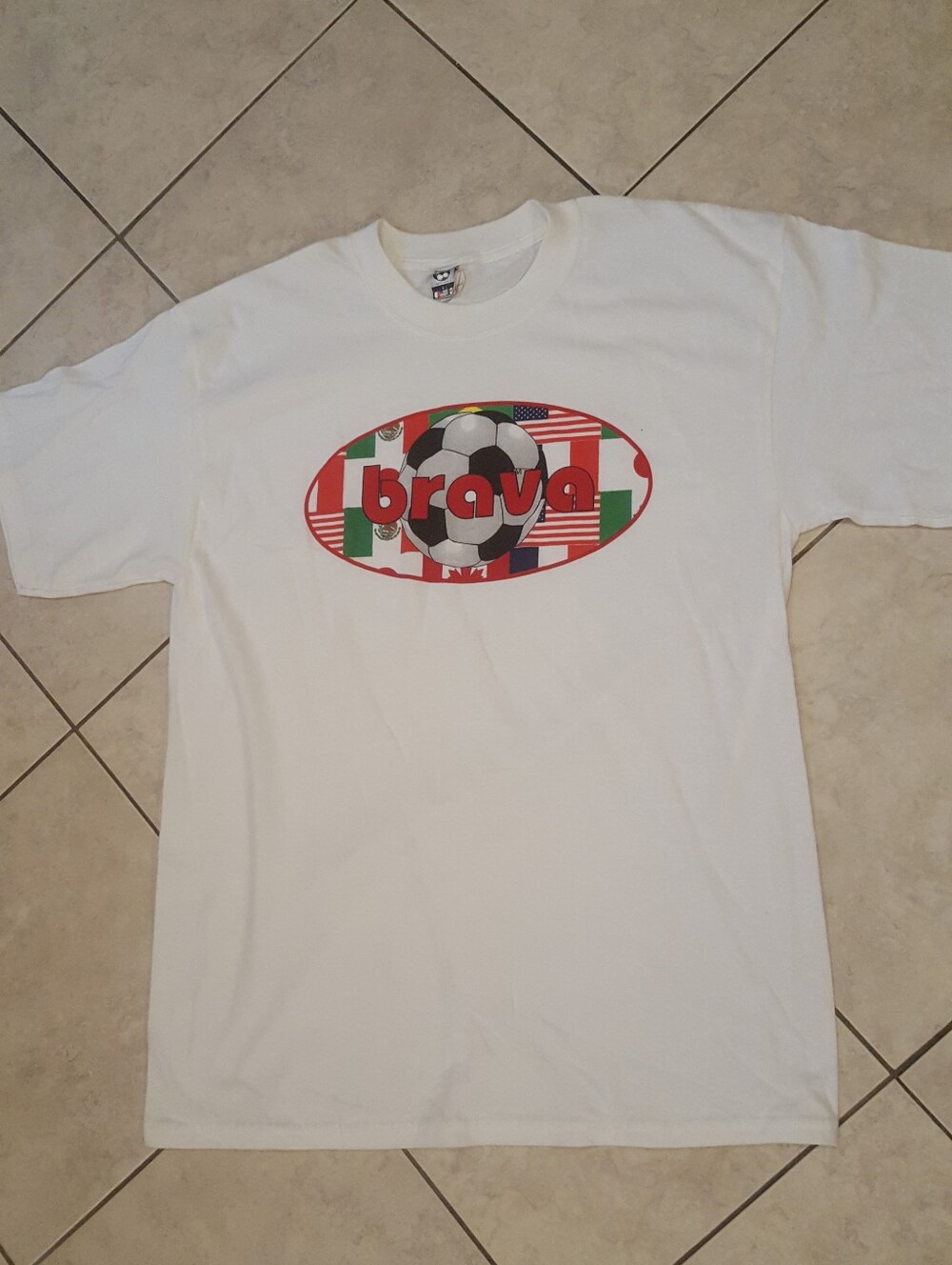 Vintage Brava World Soccer T Shrt Sz Large